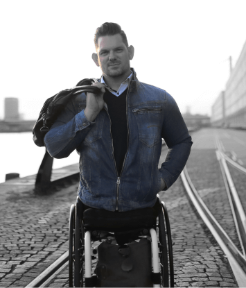 Florian Sitzmann  lifestyle-posering