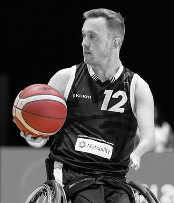 Gregg Warburton i aktion